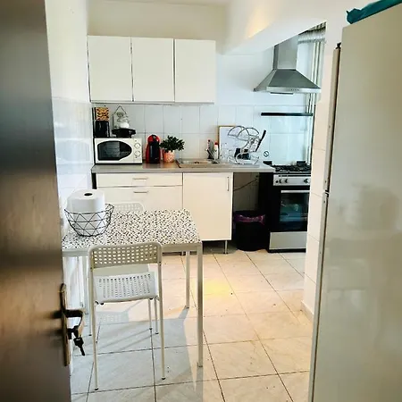 French Apartament In Apartment